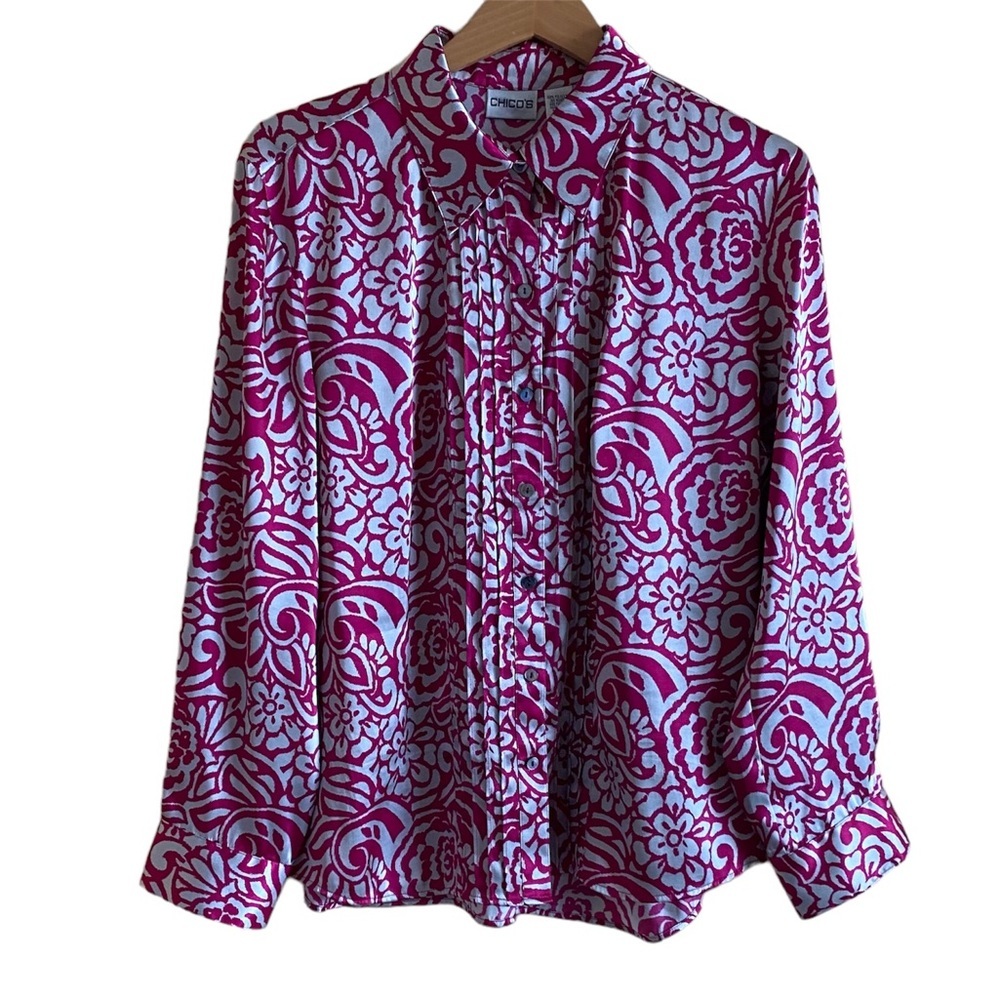 Chicos Size 3 US XL Button Front Collar Satin Paisley Long Sleeve Blouse